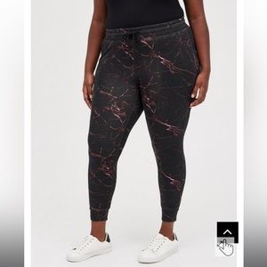 New Torrid Marble Print Jogger Size 00